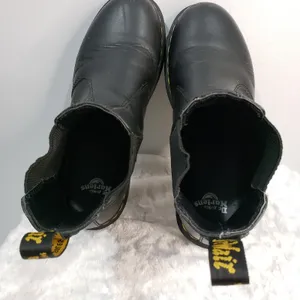 Dr Martens Black Chelsea Boots Womens Size 9 thumbnail 7