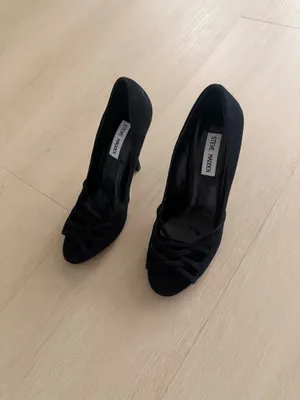 Steve Madden Black Suede Peep Toe Strappy Heels thumbnail 4