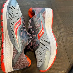 Saucony Women's Ride 10 size 8 women thumbnail 7