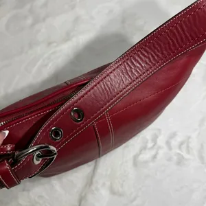 Y2k COACH F10908 Red Solo Hobo Shoulder Bag thumbnail 7