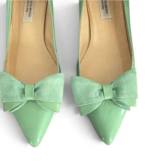 Saks Fifth Avenue Mint Green Patent Leather Bow Pointed Toe Flats Italy 10B thumbnail 1