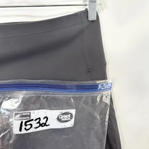 Halara Medium Leggings High Waisted Gray Side Pockets 7/8 Solid‎ Athleisure 1532 thumbnail 9