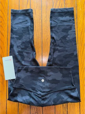 Lululemon Align High Rise 21” Heritage Camo Black Size 8 NWT thumbnail 1