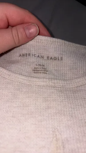 American Eagle Top Crop thumbnail 3
