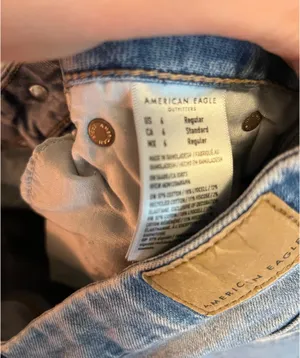American Eagle Jeans thumbnail 3