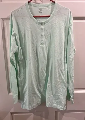 PINK Victoria's Secret NWT Cotton Long Sleeve Crew Neck Snap On Shirt Green XL NWT thumbnail 1