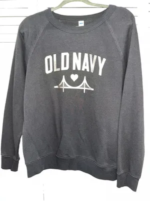 Pullover thumbnail 1