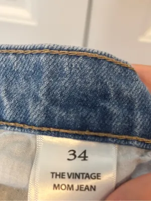 Willow & root distressed the vintage mom Jean size 34 thumbnail 8