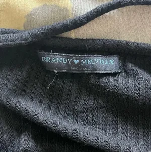 Brandy Melville Ribbed Cross Back Tank Black Cropped Top One Size thumbnail 6