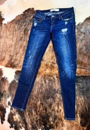 Abercrombie Skinny Jeans 4R thumbnail 1