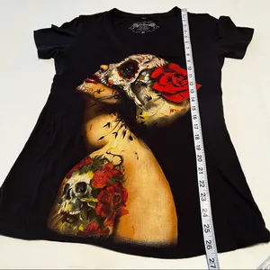 Infamous‎ Womens Size Medium Black Skull Tattoo Roses Short Sleeve Shirt V-neck thumbnail 5