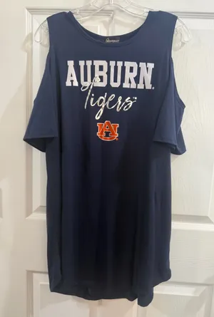 Gameday Couture Auburn Tigers Cold Shoulder T-Shirt Size XL thumbnail 1