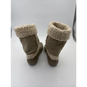 Crocs Boots Mid Calf Tan Beige Lined Faux Suede Fur Winter Snow Size 8 thumbnail 4