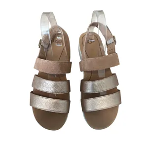 UGG Braelynn Metallic Gold Leather Straps Platform Sandal Womens Size U.S. 9.5 thumbnail 2