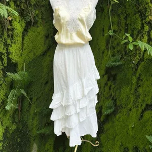 Mable Mischa Crochet Lace White Tired Ruffle Maxi Skirt Coastal Cowgirl Boho M thumbnail 4