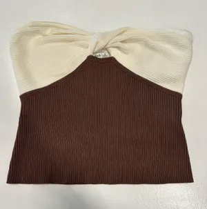Abercrombie & Fitch crop top thumbnail 1