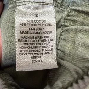 a.n.a Womens 2 Green Utility Gorpcore Military Inspired Cargo Pants thumbnail 5