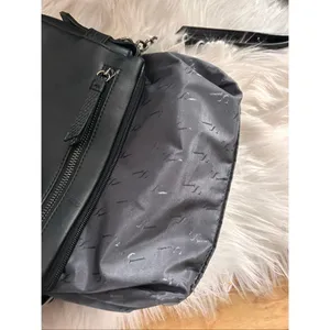 Vera Wang Black Sling Bag Crossbody Wallet Phone Purse thumbnail 5
