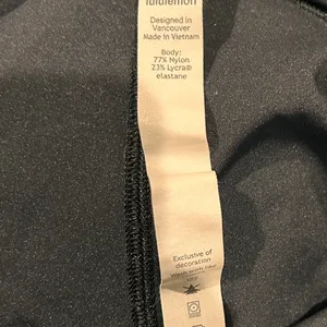 Lululemon Women’s In Movement 7/8 Tight Everlux LW5BPGS Size 6 Black thumbnail 3