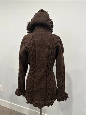 Sisandina Chunky Cable Knit Hooded Cardigan in Dark Brown thumbnail 5