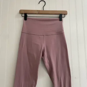 LULULEMON Align Pant Tight Legging II 25" in Vintage Mauve Size 4 thumbnail 10