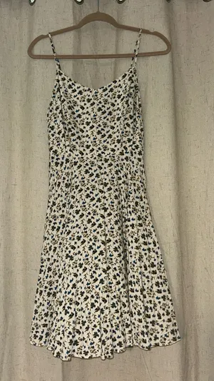 Old Navy Floral sundress thumbnail 1