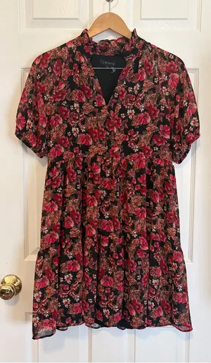 1. State Red Black Floral Puff Sleeve Dress Size Small Ruffle Babydoll Flowers thumbnail 1