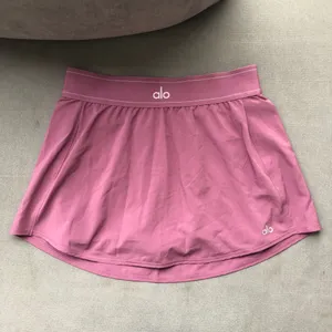 Alo Yoga Match Point Tennis Skirt Soft Mulberry M thumbnail 2