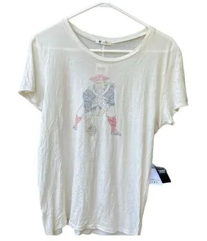 NFL Team Apparel woman’s size L Patriot’s old faded mineral washed logo tee. thumbnail 1