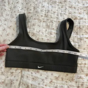 Nike Women's Army Green Sports Bra thumbnail 4