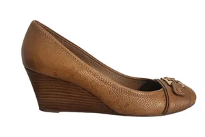 Tory Burch Brown Wedge Shoes with Gold-Tone Accents Size 9.5 Flaw thumbnail 1
