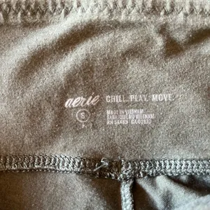 Aerie Sage Green Active‎ Leggings Woman’s Size Small thumbnail 3