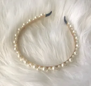 Pearl headband. thumbnail 1