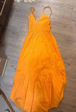 Dress thumbnail 1