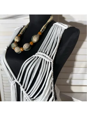 Solitaire white fringes crochet vest top macrame boho fairy festival coastal S thumbnail 6