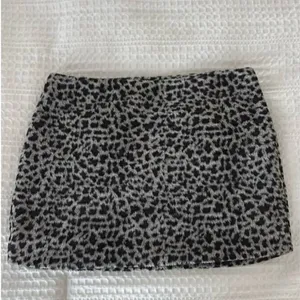 Zara Black and Gray Animal Print Jacket thumbnail 3