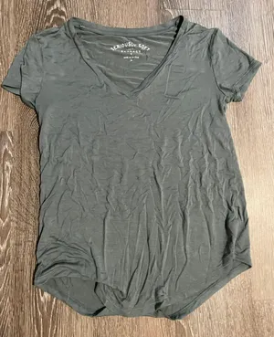 V Neck Shirt thumbnail 3