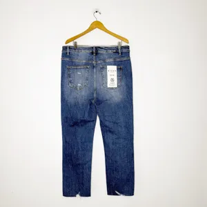 Risen High Rise Relaxed Skinny Jeans Size 2XL (18) NWT Distressed XRDP1206 thumbnail 2