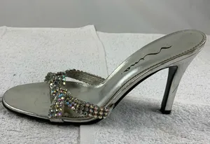 Nina 9M Jewel Peep Toe 3” Kitten Heels thumbnail 4