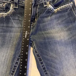 Miss Me Sz 28 STYLE XP 7035B RELAXED Boot Jeans Embellish Dark Blue Distress thumbnail 13