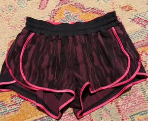 Lululemon Shorts thumbnail 1