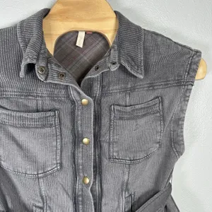 Anthropologie Pilcro Vest Womens Small‎ Gray Wash Cotton Knit Snap Belted thumbnail 2