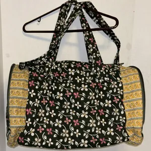 Source Unknown GREEN YELLOW FLORAL QUILTED DUFFLE BAG 2 HANDLES CROSSBODY STRAP LUGGAGE STRAP thumbnail 4
