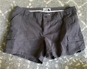 The North Face Cargo Shorts Women’s thumbnail 1