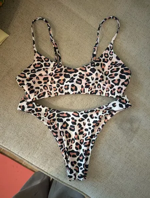 Bikini Set Multiple Size M thumbnail 1