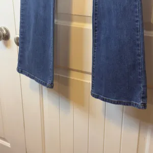 Fire & Rain Denim Womens High Rise Flare Leg Jeans Medium Wash Blue Size 7 Youth thumbnail 5