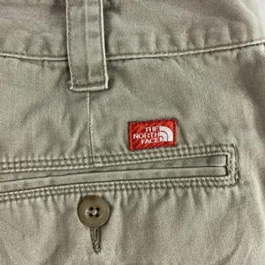 North Face Shorts Womens 10 Khaki Beige Outdoor Hiking Cotton Casual Pockets thumbnail 8
