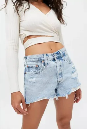 Levi’s 501 High-Waisted Denim Short thumbnail 3
