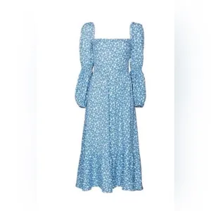 Reformation dress size 6 flattering silhouette, accentuated by the puff sleeves thumbnail 12