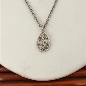 Premier Designs Elegant Silver Teardrop Pendant Necklace 16.5”-20.5” thumbnail 2